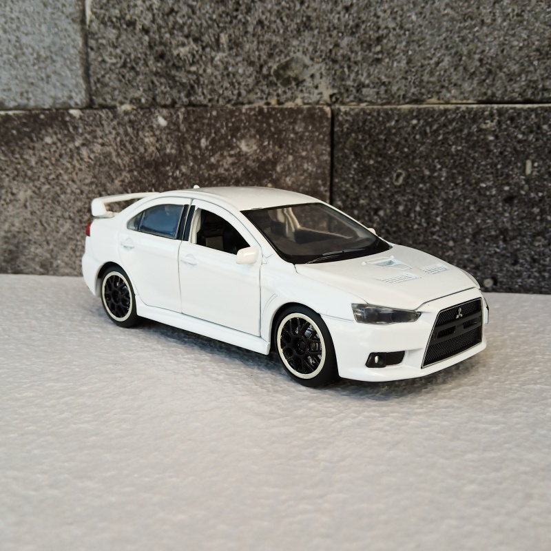 MITSUBHISHI LANCER EVO X Parfume Pewangi Pengharum Mobil Parfum Pajangan Miniatur Diecast Mobil