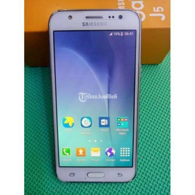 Handphone Samsung galaxy j5 2015 second (bekas pakai