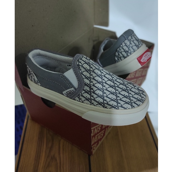 Sepatu Anak Slip on | Vans slip On Anak | Slip On Anak | Vans Anak Slip On | Vans x Dior Anak