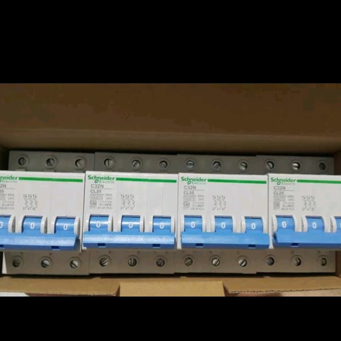 MCB PLN 3Phase 25A Schneider