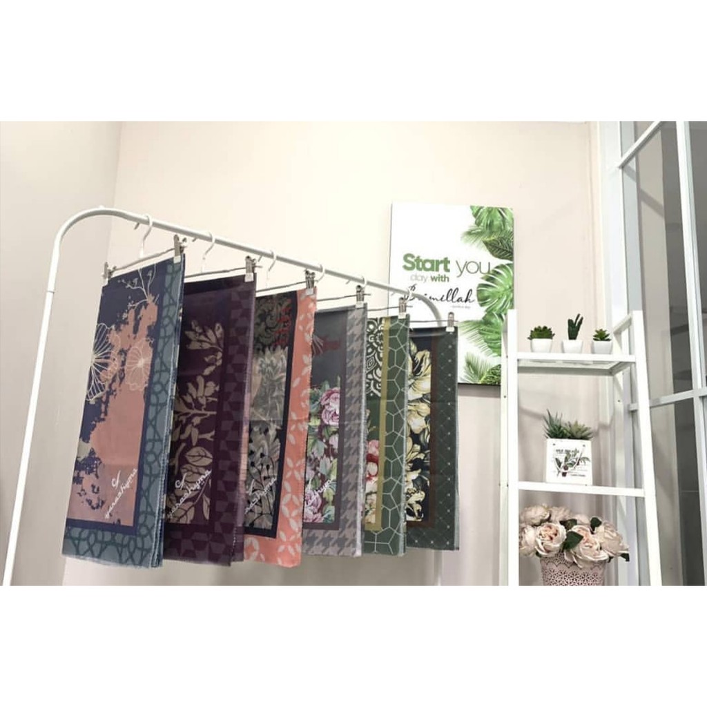 Premium Scarf by Yarashyma