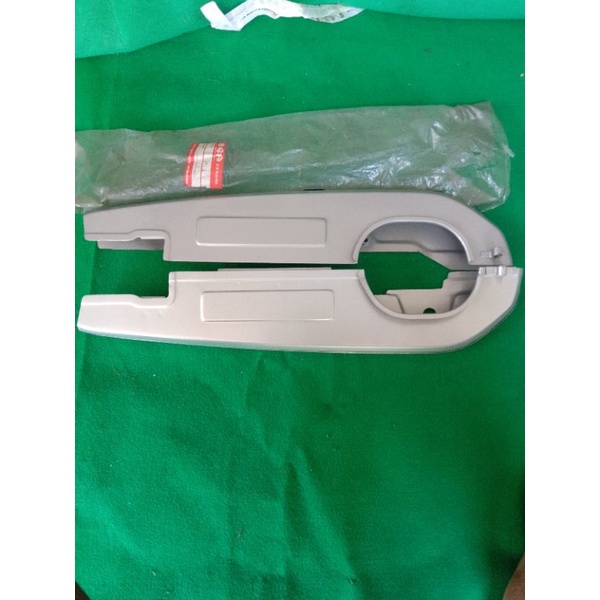 keteng tutup rantai Suzuki tornado