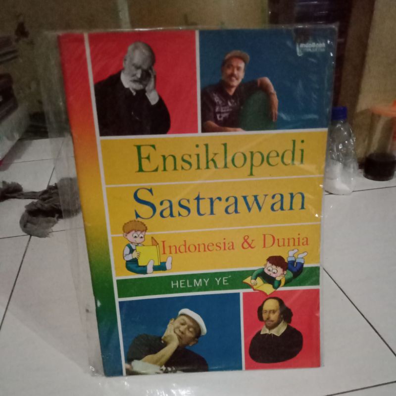 ensiklopedia sastrawan Indonesia dan dunia