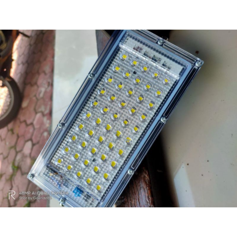 Lampu sorot led 50 mata 50 watt putih