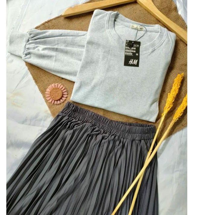 Dijamin Miring harga.. SETELAN SET KAOS POLOS + ROK PLISKET PREMIUM / ONESET KAOS DAN ROK PLISKET