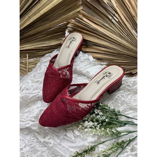 sepatu wanita merah marron cindy tanpa tali tinggi 3cm tahu