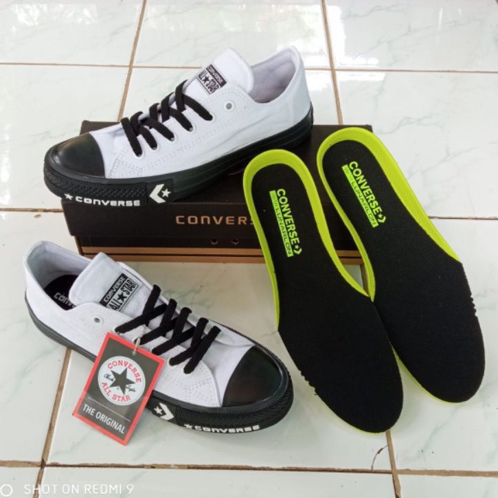 Sepatu Putih hitam Wanita Converse Sepatu Sneakers Pria