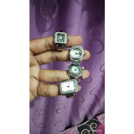 Cincin Jam wanita pria unik, Jam Jari analog hidup bonus batrai jam cadangan.
