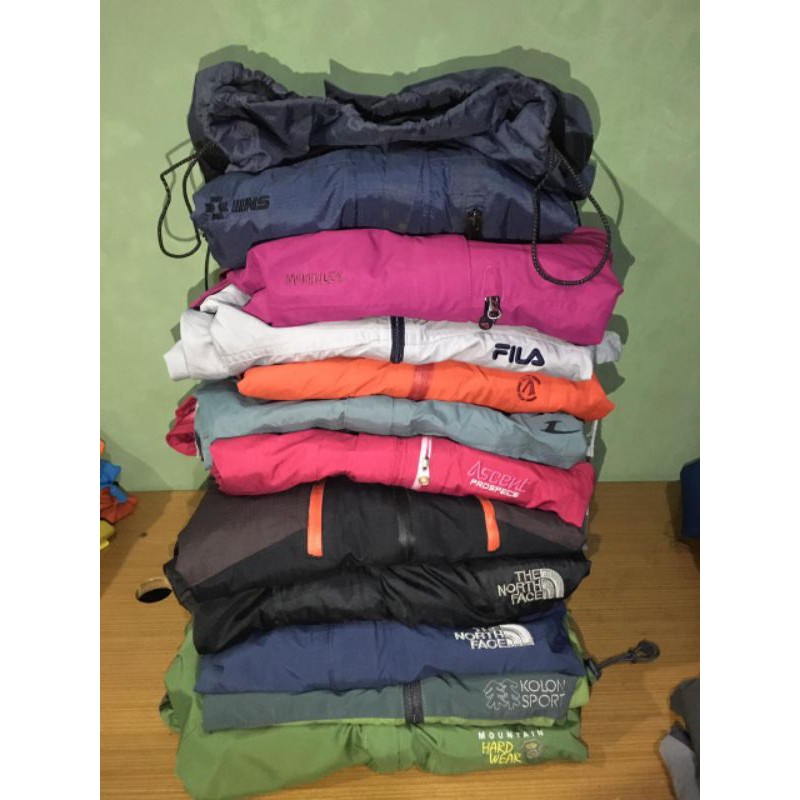 BORONGAN JAKET OUTDOOR 11PCS