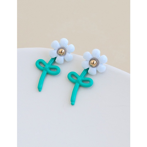 LRC Anting Tusuk Fashion White Alloy Flower P27177