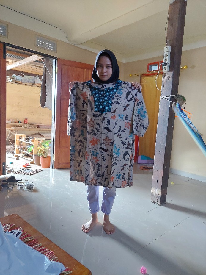 Tunik Batik Wanita Super Jumbo Big Size Ld 140 / Atasan Baju Batik Kerja Kondangan Wanita Cewe Jumbo