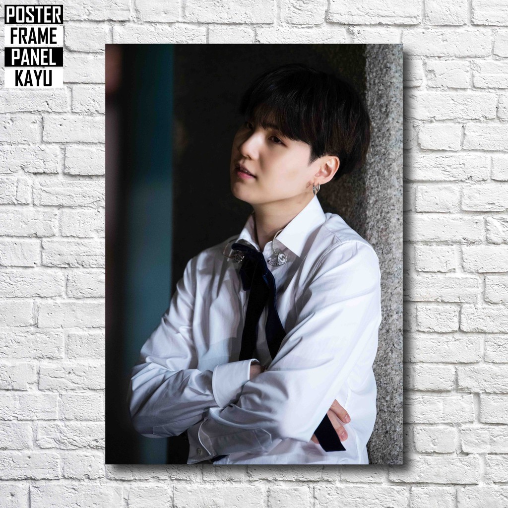 Poster BTS Suga DICON Frame Kayu Solid A4 SUG116