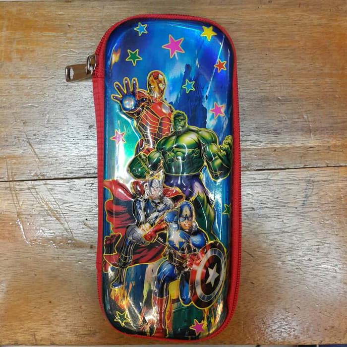 

Kotak Pensil Tempat Pensil 6D timbul Avengers