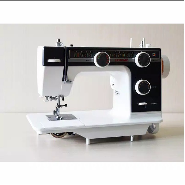 MESIN JAHIT JANOME PORTABLE L395F