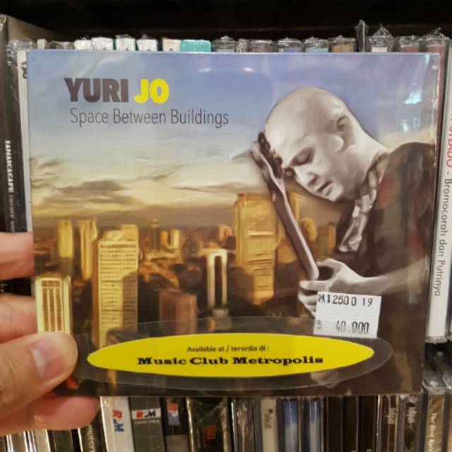 CD YURI JO - SPACE BETWEEN BUILDINGS