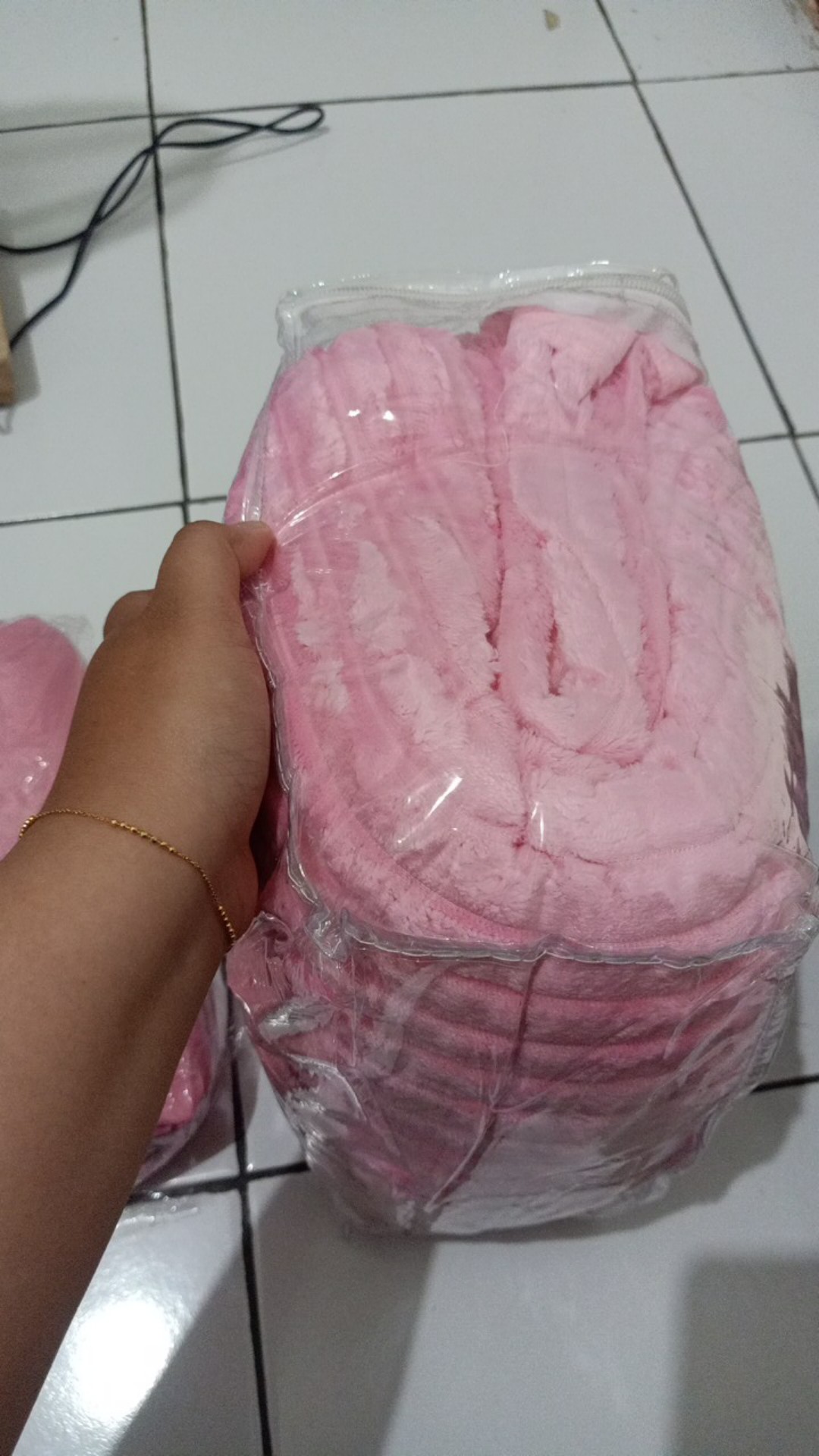 Kintakun - Selimut Luxury Lembut & Mewah 190x210cm Colourful