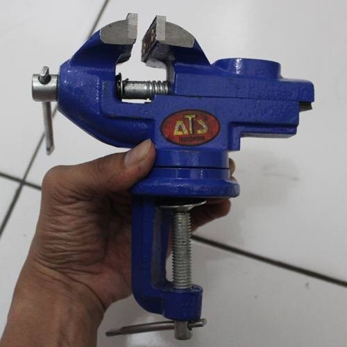 Ragum Jepit Meja
