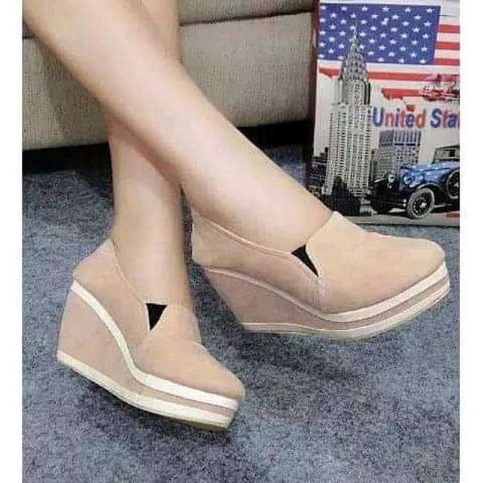 Sepatu Wedges Wanita Cewek Cewe Murah Import Branded Cantik B 6455NG Boot Slop Lj01 Cream - Cream,