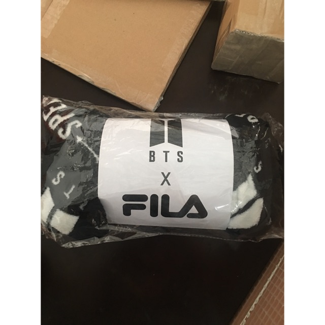 BTS X FILA SPEAK YOURSELF TOUR BLANKET