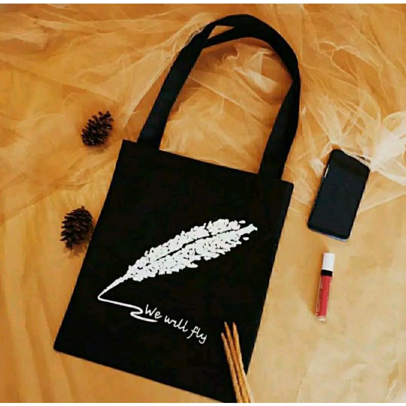 BISA COD TOTEBAGS KPOP/ TOP HANDLE BAGS RESLETING TAS FASHION PRIA WANITA MURAH TAS JINJING TAS SEKOLAH TAS BAHU WANITA TAS KULIAH TERFAVORIT TAS TRAVELING TAS SOUVENIR TAS PROMOSI GODIEBAGS TOTE KOREA