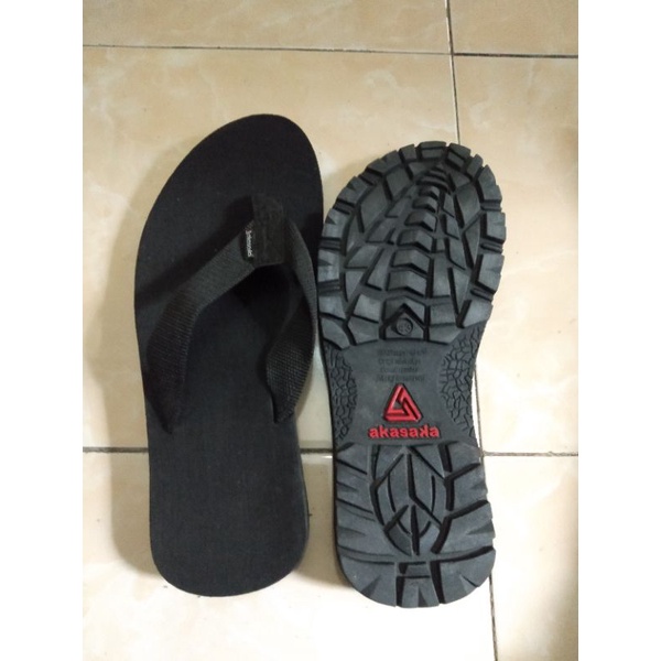 sandal Akasaka Cuba hitam