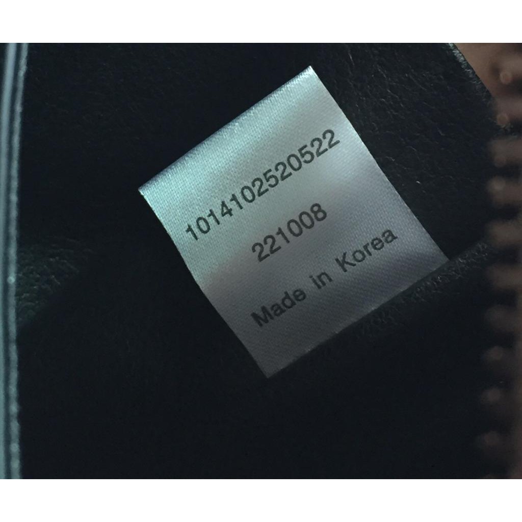 MCM Bag auth bahan kulit asli ada nomor seri made in korea
