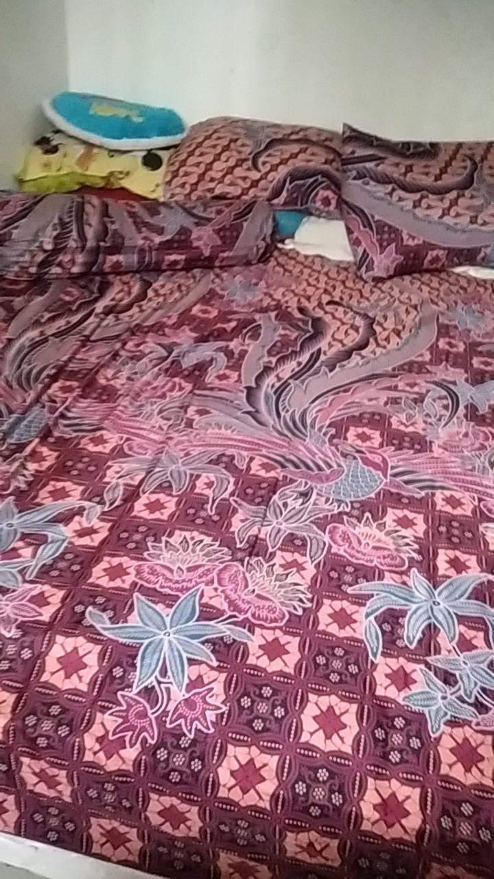 Sprei Batik Carmina King 180x200 - Seprei Seprai Batik Carmina Cemani Kasatriyan Jaladara Pareanom