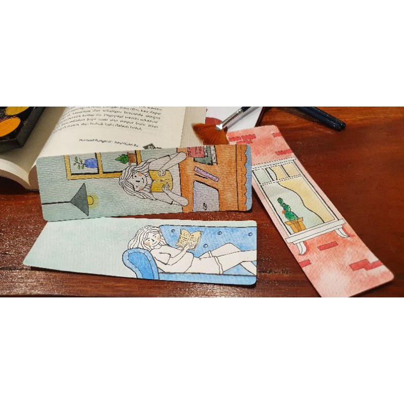 

Pembatas buku/bookmark (isi 3): Me Time Series