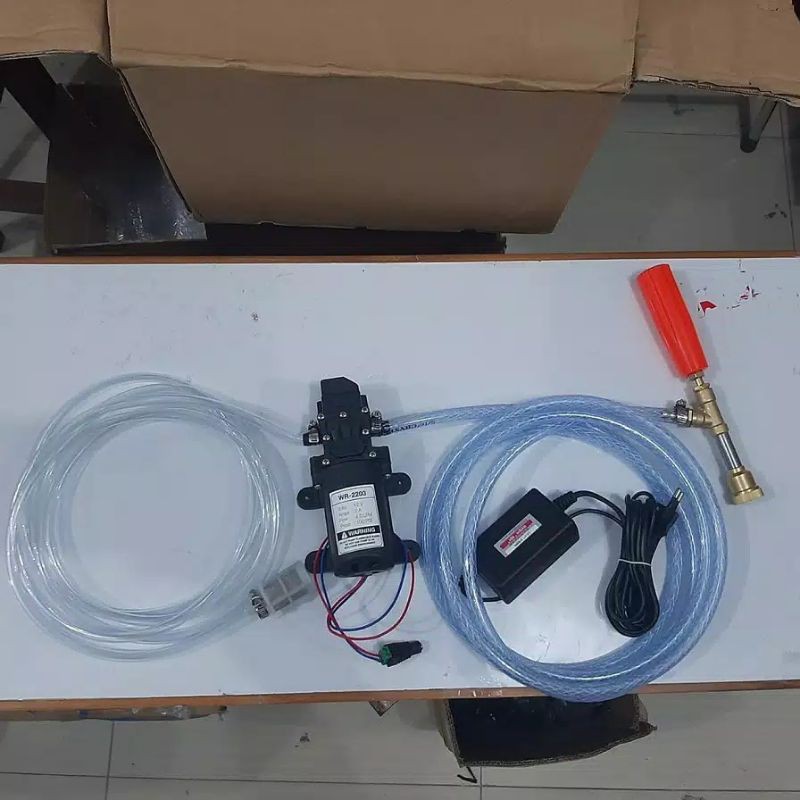 Alat pencuci motor/mobil bertekanan tinggi