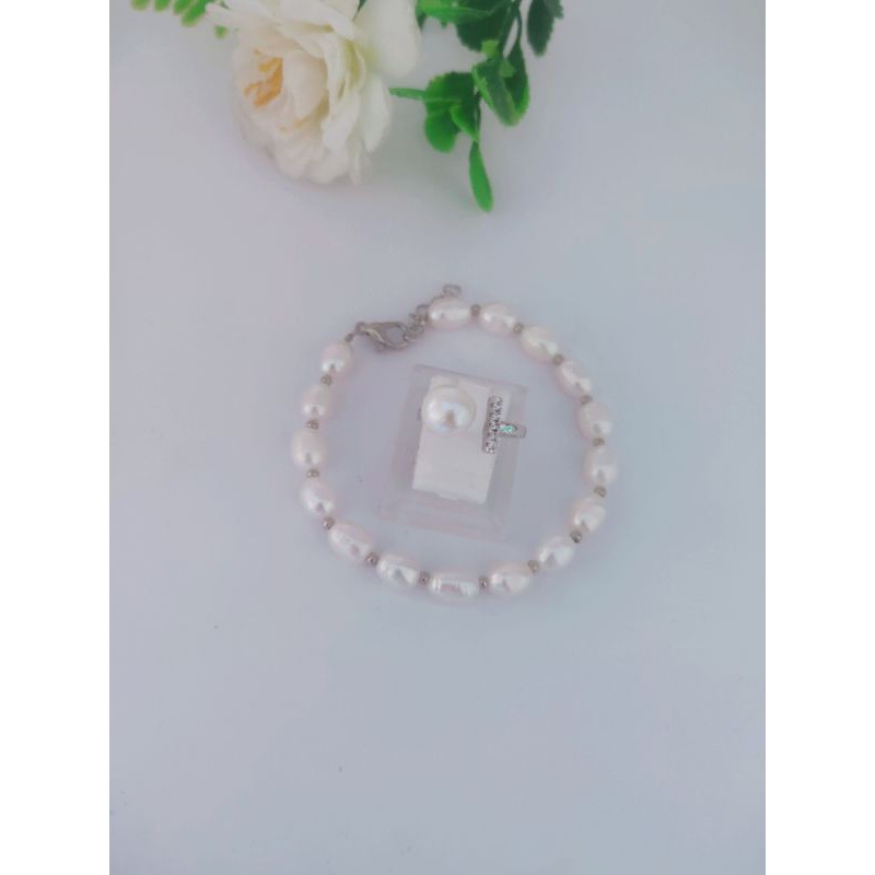 Gelang dan cincin mutiara Lombok