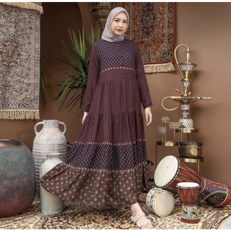 lateefa dress burgundy HL