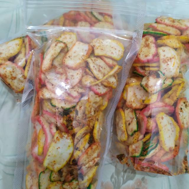 

Seblak kerupuk pedas nampol