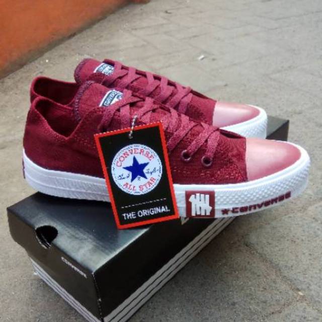 SEPATU CONVERSE ALLSTAR CT 2 UNDEFEATED FULL MOTIF  MAROON PREMIUM