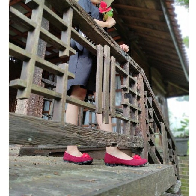 SEPATU WANITA FLAT SHOES CANTIK - HASTIA