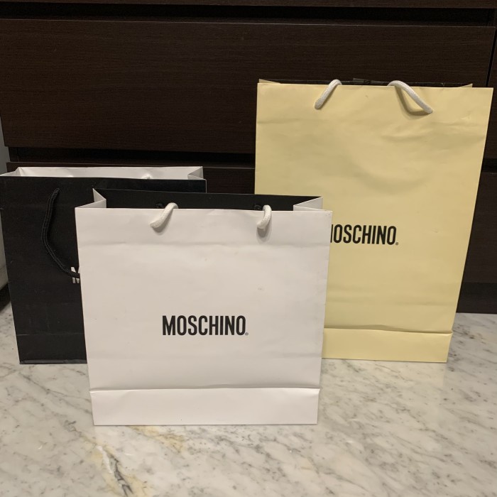 

(TERLARIS) Moschino Paperbag Authentic Original Branded Paper Bag - L