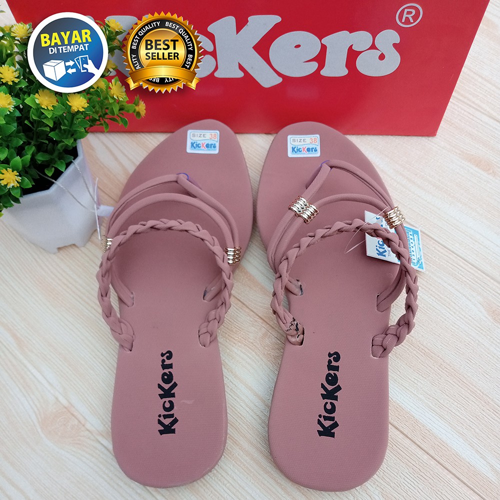 PROMO 4.4 MEGA SALE !! SENDAL WANITA DEWASA JEPIT KLABANG HUMBERG RINGAN NYAMAN DIPAKAI / SAKIPO