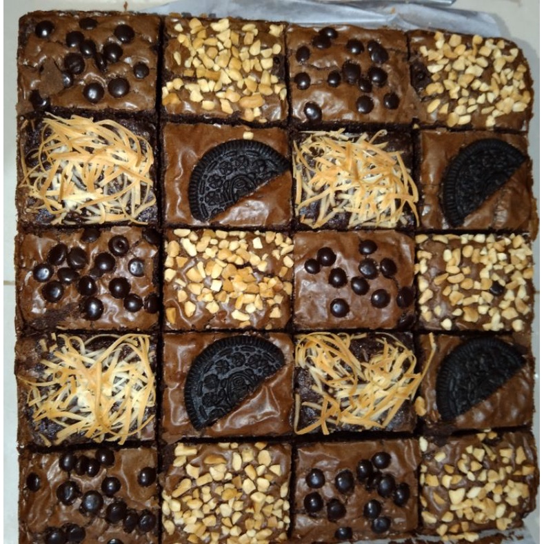 

fudgy brownis 20 sekat ukuran 20x20