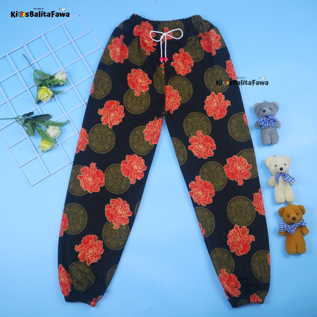 Jogger Bunga uk 8-10 Tahun / Scuba Premium Celana Panjang Anak Perempuan Joger Pants Import Cewek