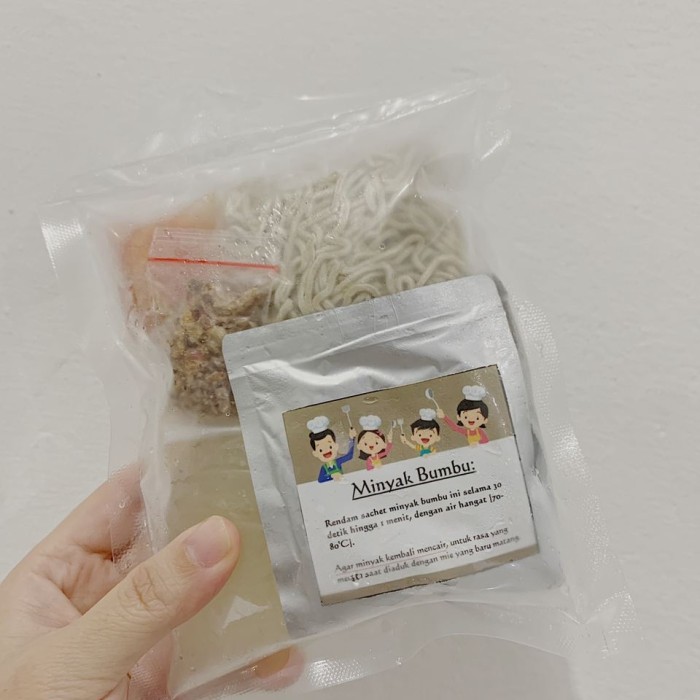 

Cwie Mie Frozen - Ayam