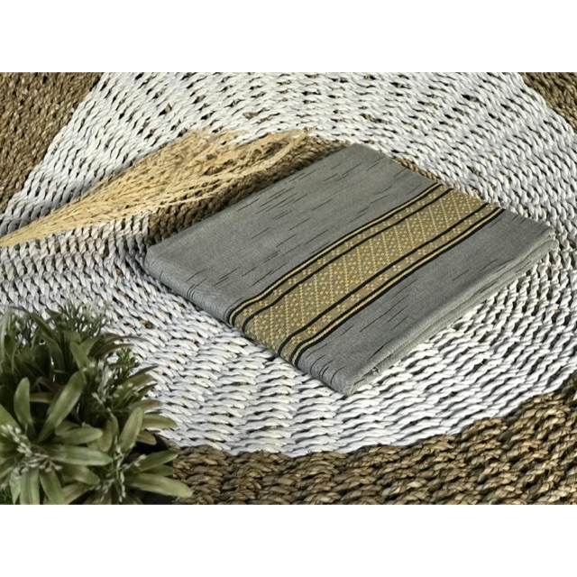 Kain Tenun Hujan Gerimis