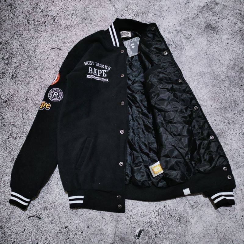 VARSITY JACKET BAPE ARCHIVE PATCH PUFFER BORDIR HITAM LENGAN KULIT AUTHENTIC FULLTAG &amp; LEBEL