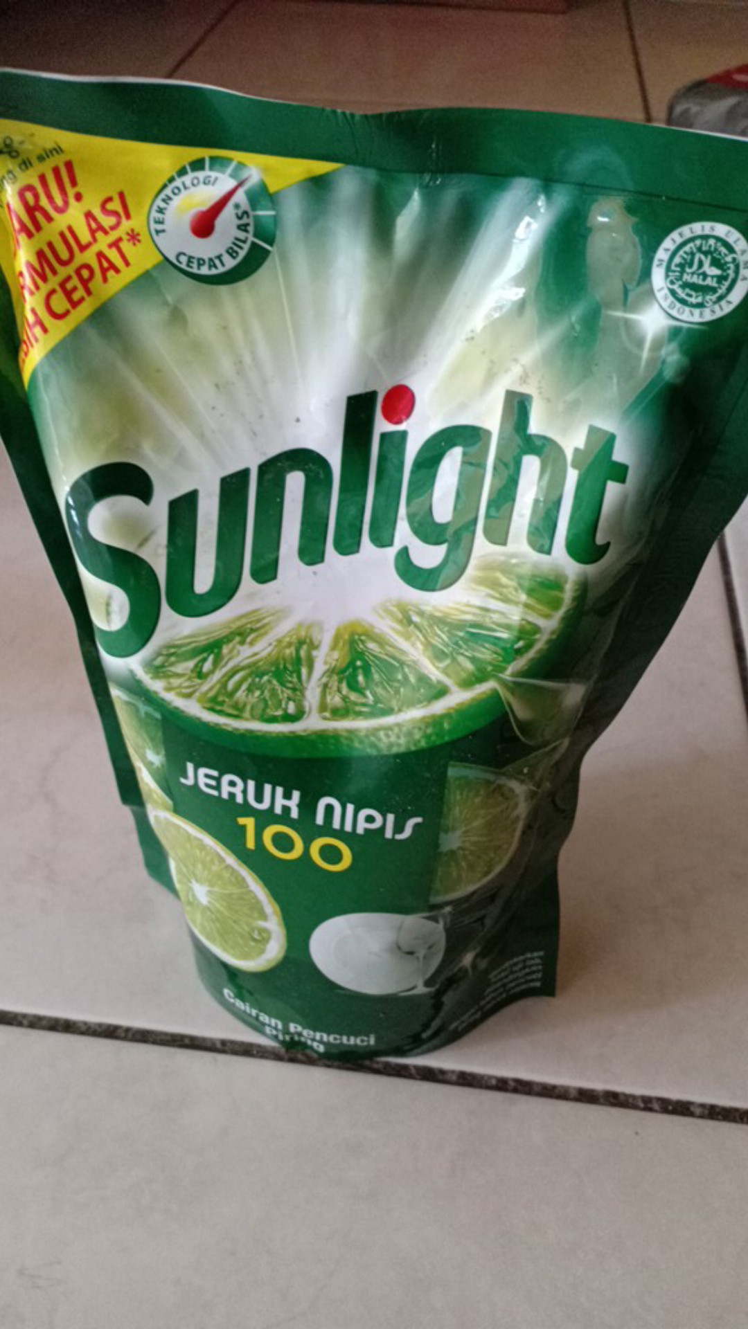Sunlight Jeruk Nipis 100 Refill 755 Ml