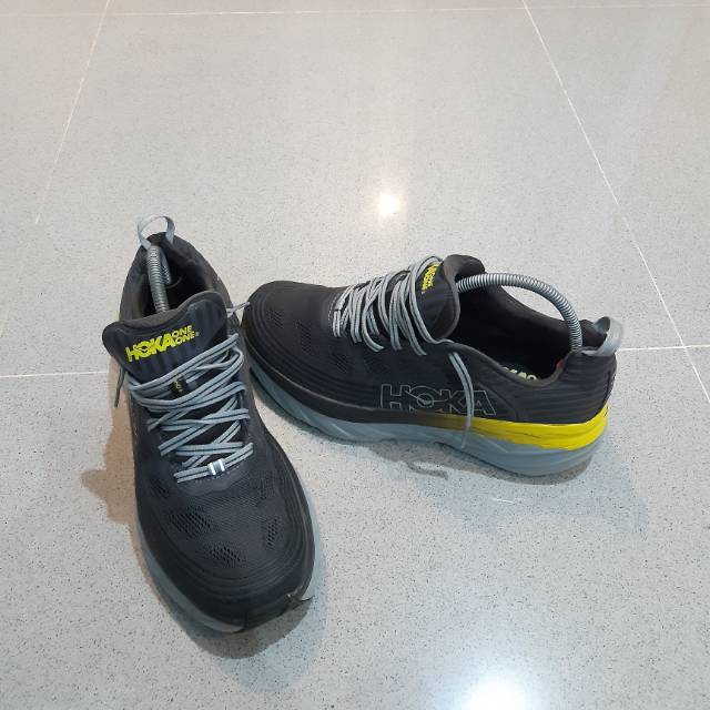 Hoka One One Bondi 6