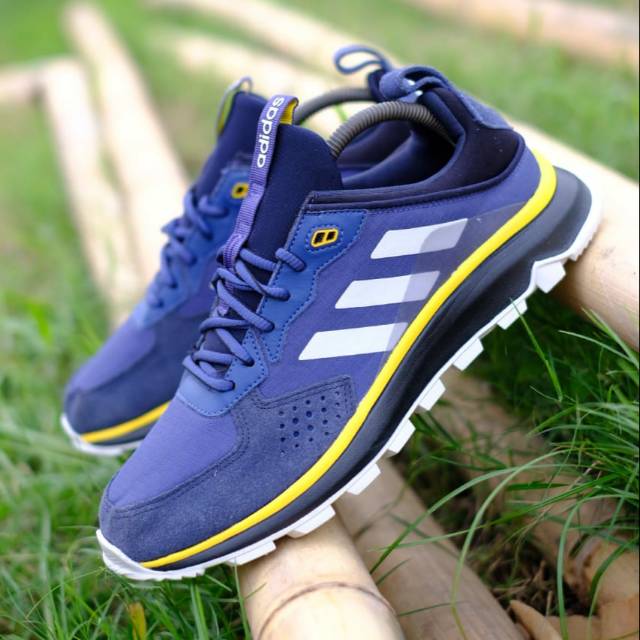 Sepatu Adidas Kanadia Xtrail Navy Murah Original Sepatu Running Sepatu Hiking