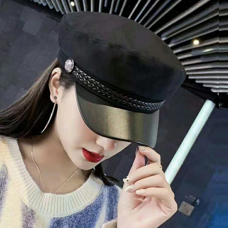 Topi Militer Bahan Kulit Gaya Jepang Untuk Wanita