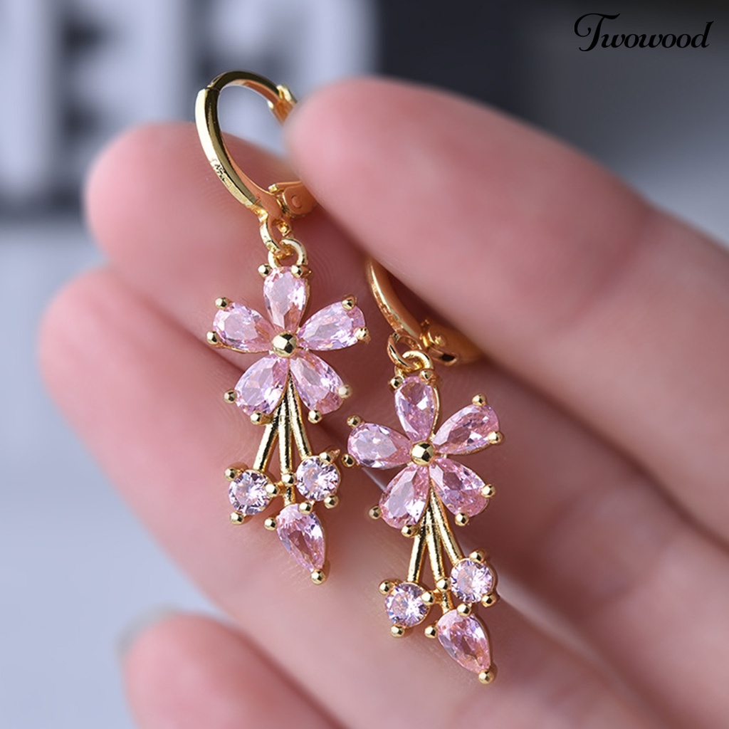 1 Pasang Anting Hoop Bentuk Bunga Water Drop Bahan Tembaga Aksen Cubic Zirconia