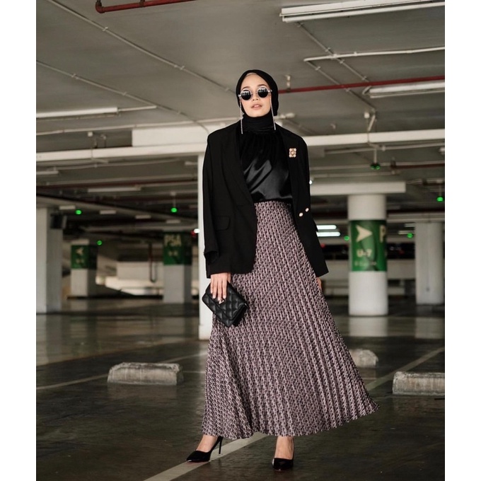 Vanilla Hijab Monogram Series