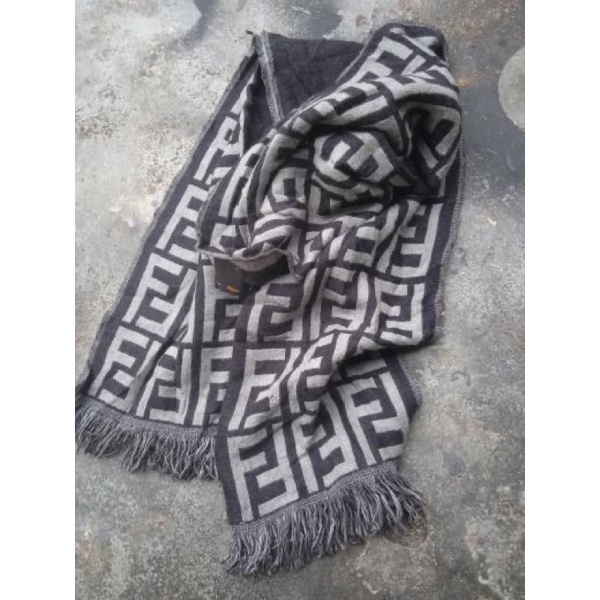 FendiScarf
