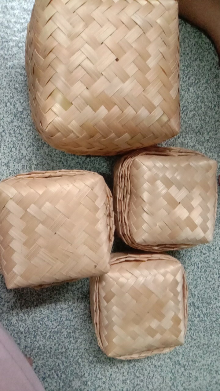 Besek Bambu Ukuran 12x12x8 Pipiti