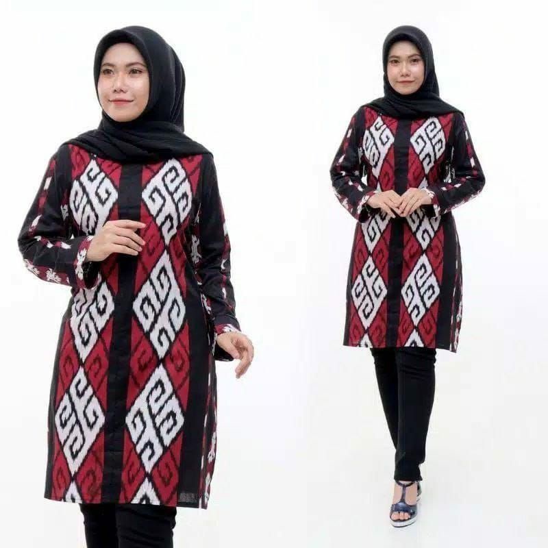 Tunik batik wanita//tunik batik modern//tunik batik terbaru//tunik batik masakini//atasan batik wani